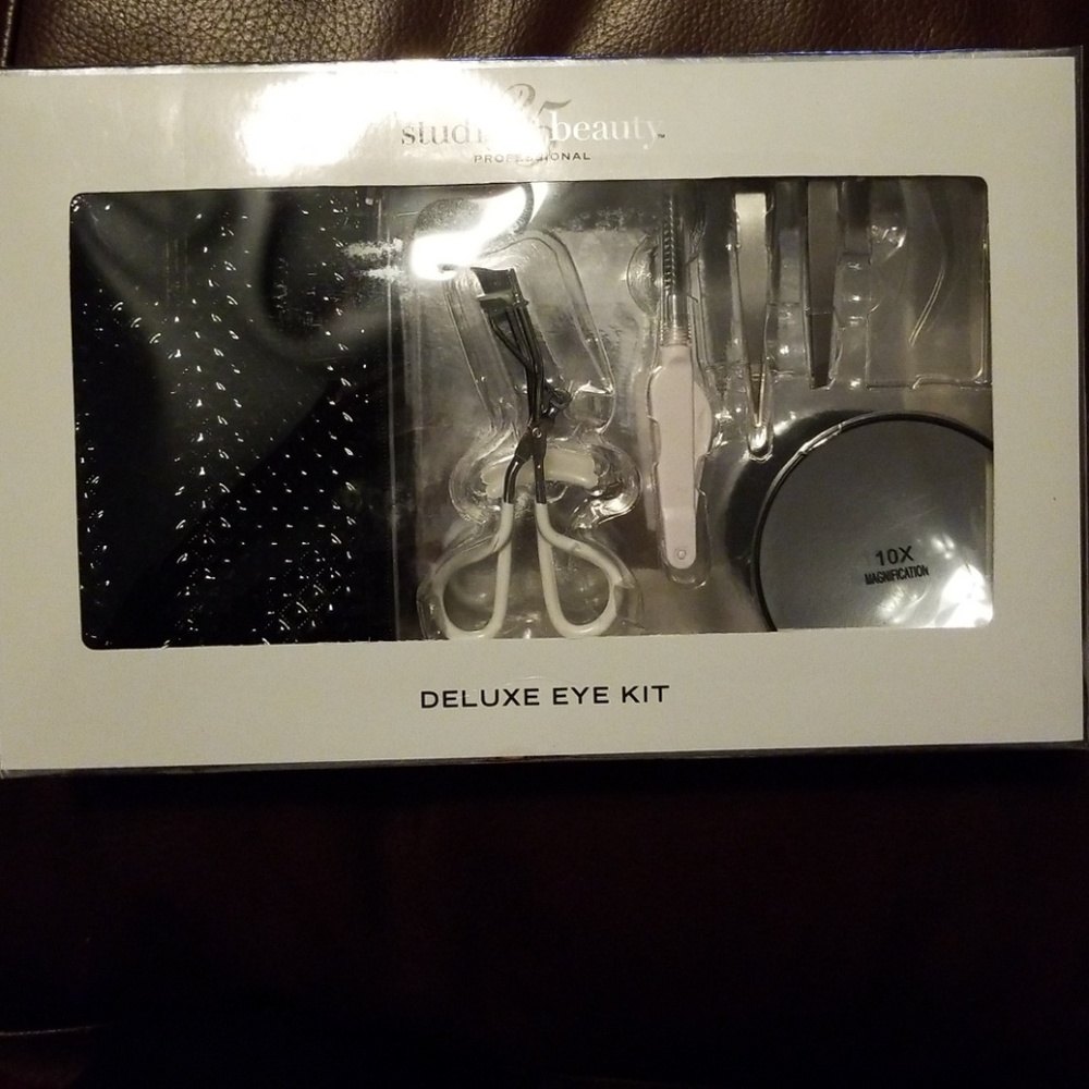 Studio 35 beauty deluxe eye kit - Picture 1 of 2